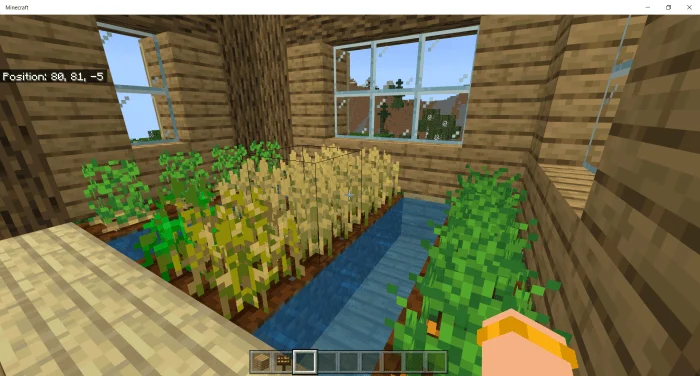 Three Connected Treehouses Minecraft screenshot 1