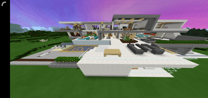 Hide & Seek | The Large House Minecraft map